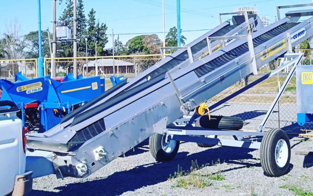 Nueva cinta elevadora de granos Hartwich a la cancha!