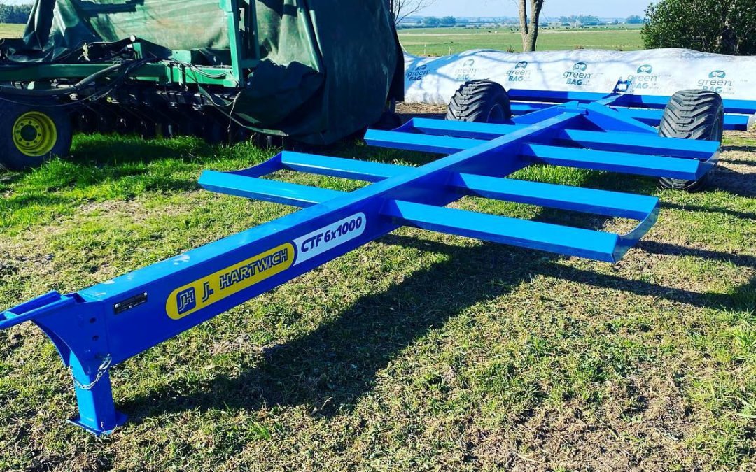 Entrega de transportador para fardos Hartwich!