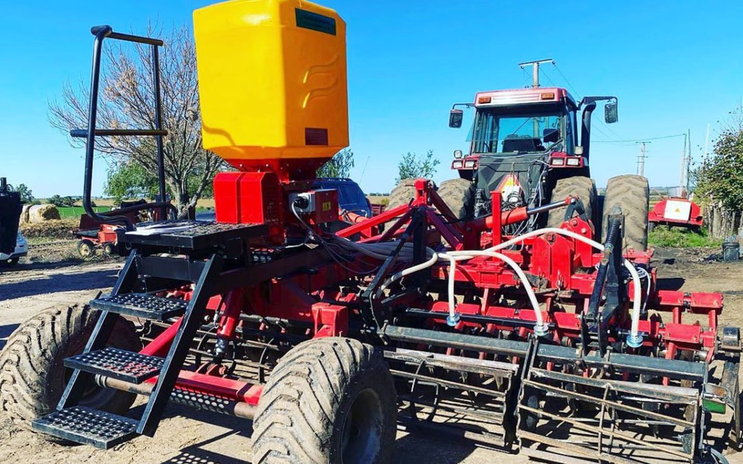 Otra sembradora Technik Plus en rastra rápida Ozdoken 5mts!!