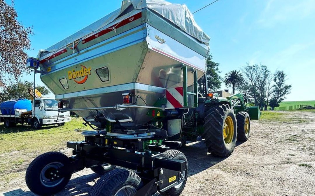 Entregamos esta hermosa fertilizadora Donder 4000lts acero inoxidable‼️