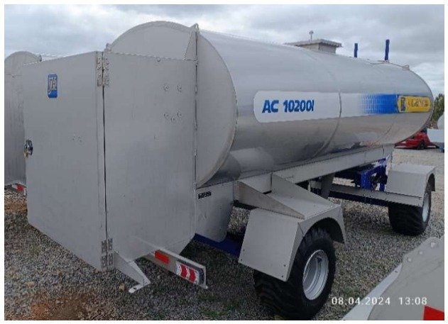 Acoplado cisterna 10200 litros - Imagen 4
